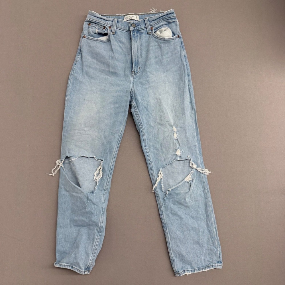Abercrombie & Fitch High Rise Mom Jeans Light Wash Distressed‎ Blue Size 27/4